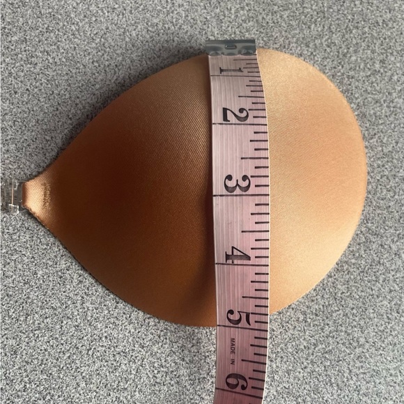 NuBra Tan Seamless Strapless Backless Bra Size C - Picture 10 of 11